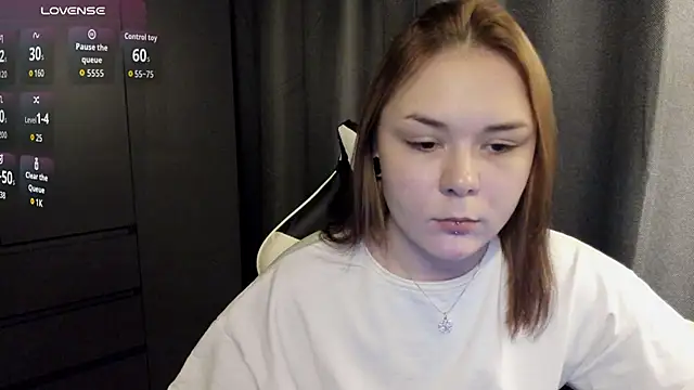 sophia lix online show from February 2026 12:38:01 PM