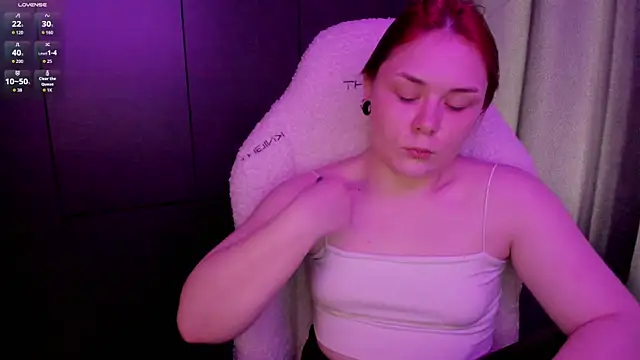 sophia lix online show from July 2026 10:40:02 PM