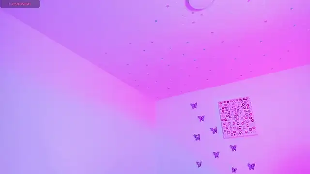 Monserrat Cute  online show from November 2025 02:44:02 AM