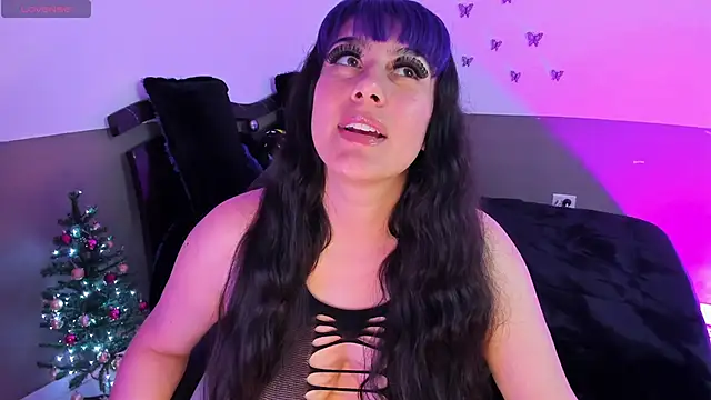 Monserrat Cute  online show from November 2025 03:29:01 AM