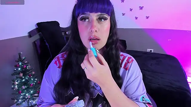 Monserrat Cute  online show from November 2025 03:39:02 AM