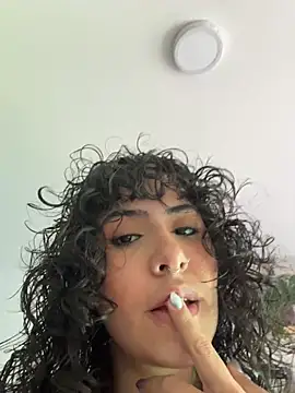 SugarTroubl33 online show from January 2026 01:39:01 PM