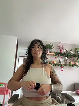 SugarTroubl33 online show from November 2025 02:06:01 PM