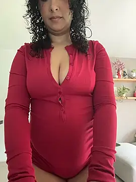 Snapshot of SugarTroubl33 chatting on October 2025 01:12:02 PM SugarTroubl33 online show from October 2025 01:12:02 PM