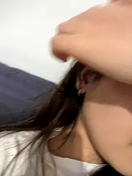 Valentina ro online show from November 2025 01:21:02 AM