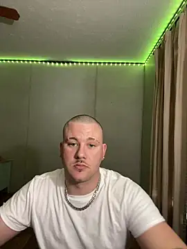 Snapshot of thepornplugz chatting on February 2026 08:11:02 PM thepornplugz online show from February 2026 08:11:02 PM