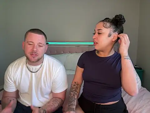 Snapshot of thepornplugz chatting on April 2026 05:16:01 PM thepornplugz online show from April 2026 05:16:01 PM