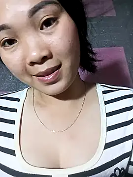 Snapshot of Lovebaby-love chatting on December 2025 02:33:01 PM Lovebaby-love online show from December 2025 02:33:01 PM