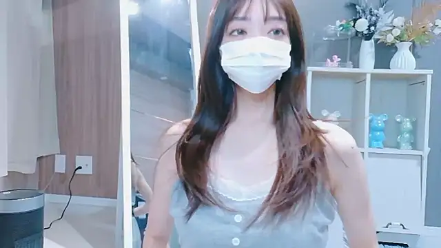 Sana-jpn online show from February 2026 09:17:02 PM