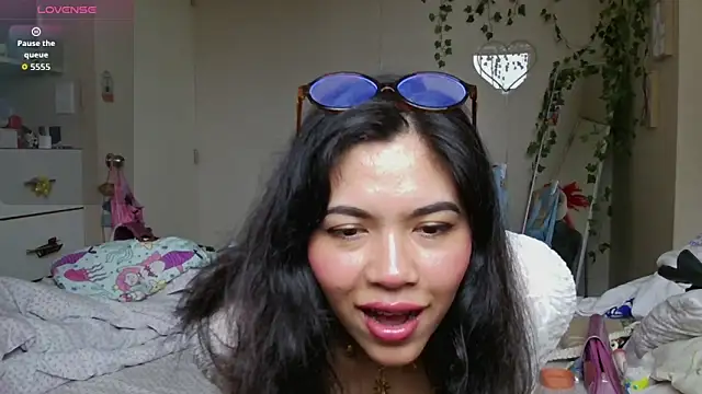 nataliesodaaa online show from October 2025 04:39:02 PM