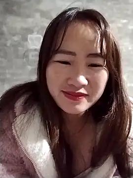 emini-xx online show from December 2025 11:38:02 PM