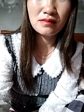 emini-xx online show from February 2026 11:56:02 PM