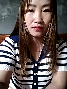 emini-xx online show from April 2026 11:33:02 PM