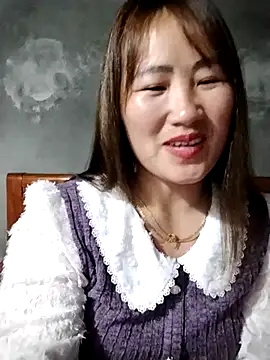 emini-xx online show from February 2026 01:45:02 PM