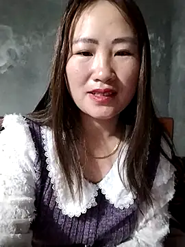 emini-xx online show from February 2026 11:27:02 PM