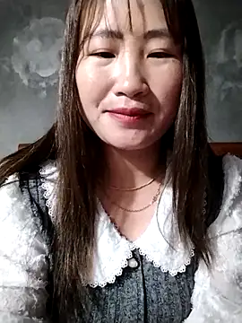 emini-xx online show from February 2026 07:32:02 AM