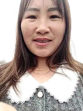 emini-xx online show from February 2026 05:05:01 AM