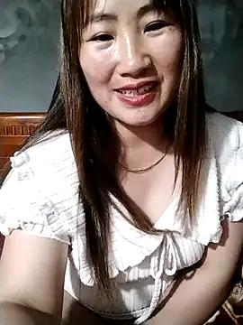 emini-xx online show from April 2026 02:02:02 PM