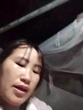 emini-xx online show from December 2025 01:28:02 AM