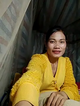 Snapshot of doggy-00 chatting on December 2025 12:18:02 PM doggy-00 online show from December 2025 12:18:02 PM