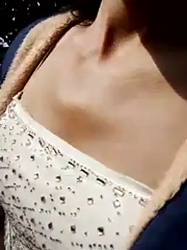 Snapshot of doggy-00 chatting on February 2026 07:10:02 AM doggy-00 online show from February 2026 07:10:02 AM