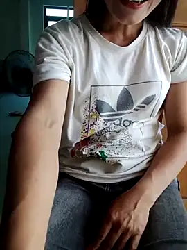 doggy-00 online show from April 2026 07:34:01 AM