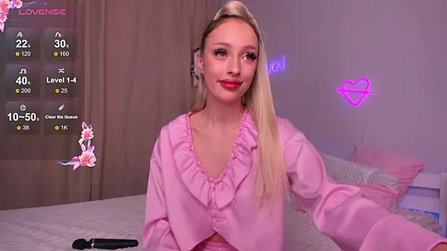 lanaa me online show from November 2025 01:54:01 AM