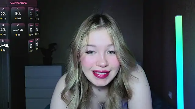 Snapshot of pawsclawss chatting on March 2026 04:23:01 AM pawsclawss online show from March 2026 04:23:01 AM