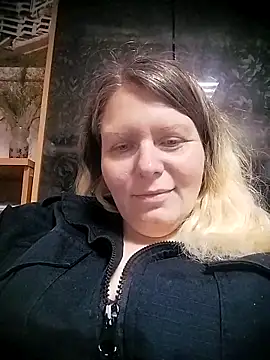 Lana-murr online show from April 2026 07:10:01 AM