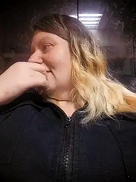 Lana-murr online show from March 2026 06:39:01 PM