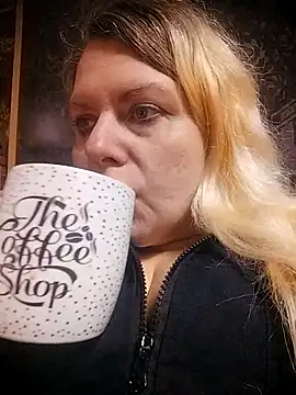 Lana-murr online show from October 2025 06:34:02 AM