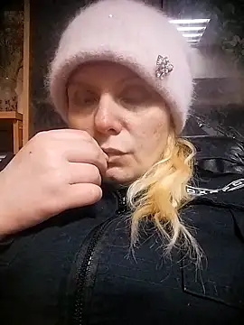 Lana-murr online show from February 2026 07:10:01 PM