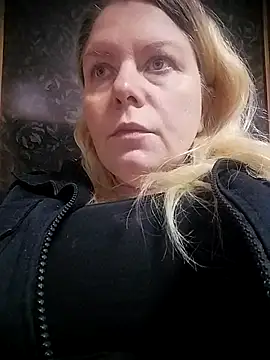 Lana-murr online show from November 2025 06:39:02 AM