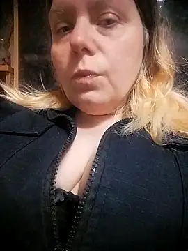 Lana-murr online show from March 2026 06:33:01 AM