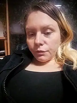 Lana-murr online show from November 2025 06:45:02 PM