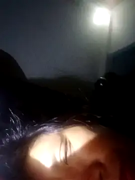 bella-la online show from December 2025 09:15:01 PM