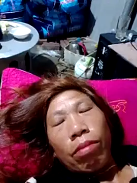 bella-la online show from February 2026 11:25:02 PM