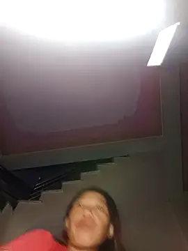 bella-la online show from November 2025 11:37:01 AM