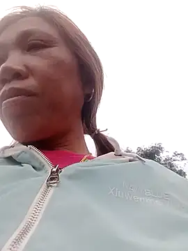 bella-la online show from February 2026 10:50:02 AM