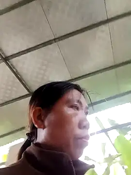 bella-la online show from November 2025 12:58:02 AM