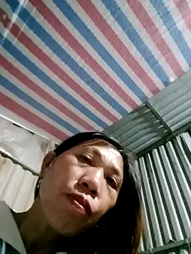 bella-la online show from December 2025 11:01:01 AM