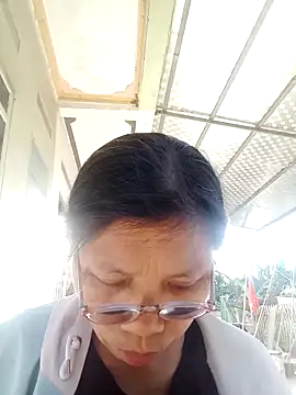 bella-la online show from November 2025 08:47:02 AM