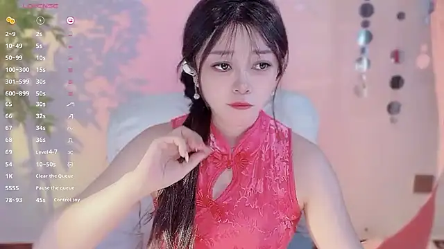 Yiluo95 online show from April 2026 04:37:01 PM