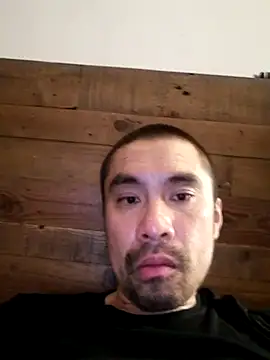 Snapshot of Stronggdragon85 chatting on July 2026 11:10:02 AM Stronggdragon85 online show from July 2026 11:10:02 AM