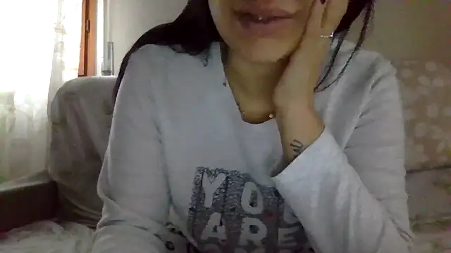 4clarissa online show from November 2025 07:12:01 AM