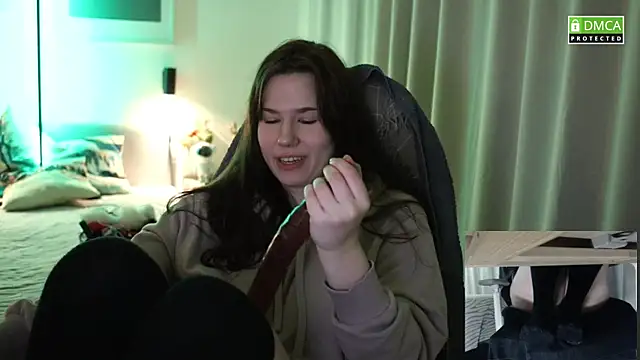 girl u never met online show from November 2025 05:28:01 PM