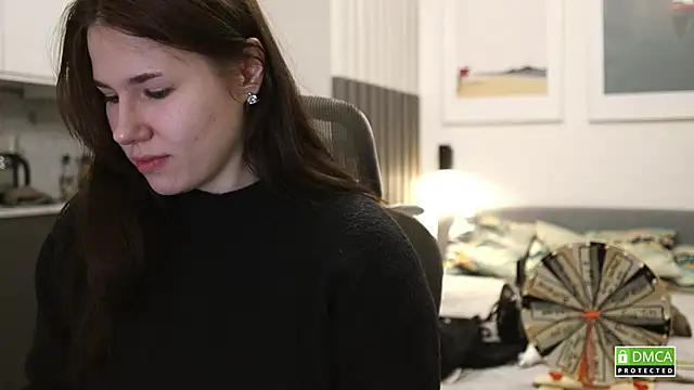 girl u never met online show from November 2025 05:27:02 PM