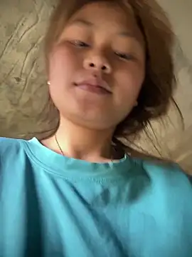 Sophia-123 online show from April 2026 02:02:01 AM