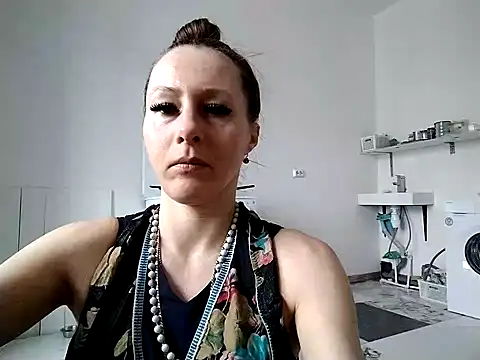 Snapshot of Anneta280671 chatting on February 2026 09:33:02 AM Anneta280671 online show from February 2026 09:33:02 AM