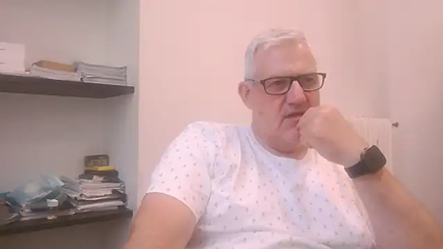 Diegoriv71 online show from May 2026 12:00:01 PM
